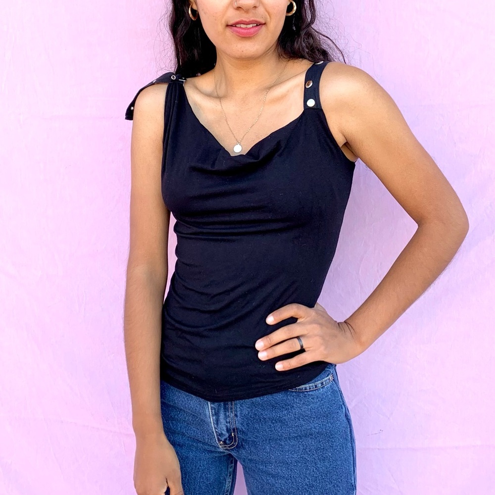 Sinéquanone Top